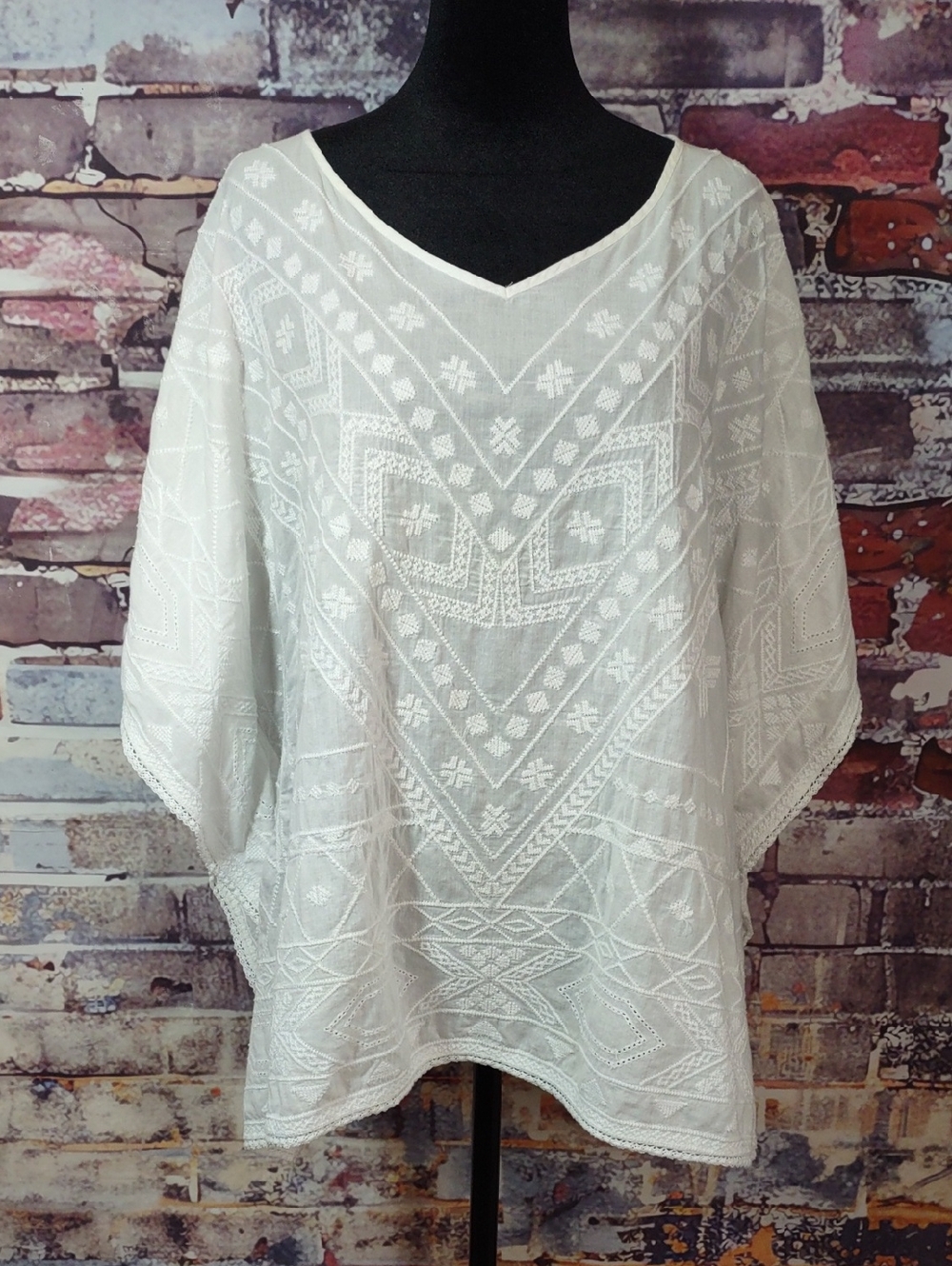 J. Jill White Embroidered V Neck Poncho Style Tunic Top